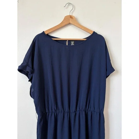 SHEIN Curve Dark Blue Short Sleeve Jumpsuit – 2XL – NWOT - Picture 3 of 6